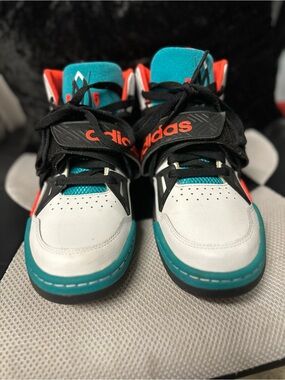 OG Adidas Mutumbo